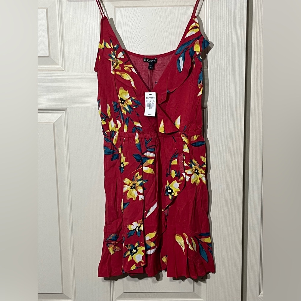 Express Sleeveless Red with Yellow/Green Floral Print Mini Dress.  Size-S/P. NWT